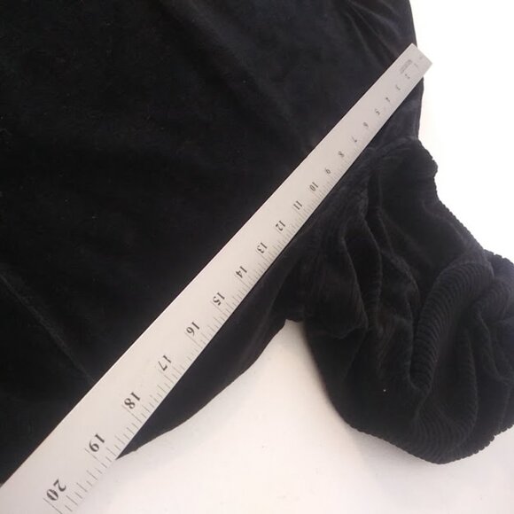 Pacer Women's size M black hooded velour jacket - Picture 11 of 16